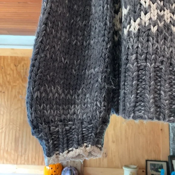 Women's Free People Prancer Dancer Reindeer Wool Knit Pullover Gray Sweater M - Picture 2 of 10